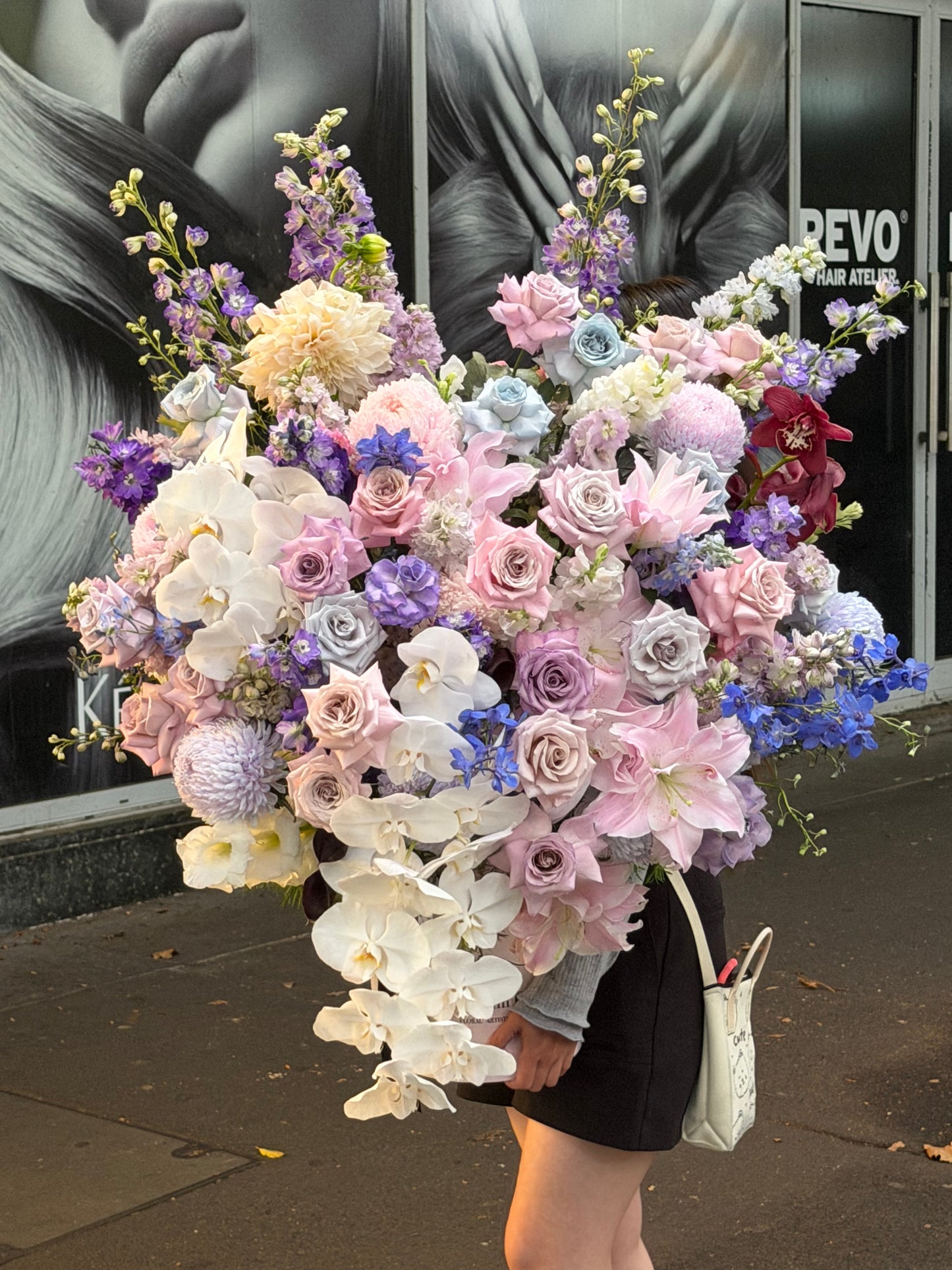 Love's Ambition - Luxury Table Arrangement  许我耀眼豪华版桌花